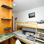 Villa Stagnum Baba - Impressive Luxury With Heated Pool, Hot Tub, Playroom And Upscale House Design