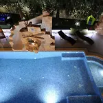 Stagnum Baba - Impressive Luxury With Heated Pool, Hot Tub, Playroom And Upscale House Design