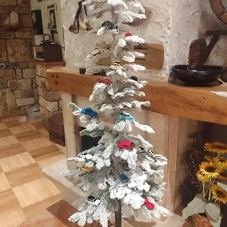 Stagnum Baba - Impressive Luxury With Heated Pool, Hot Tub, Playroom And Upscale House Design