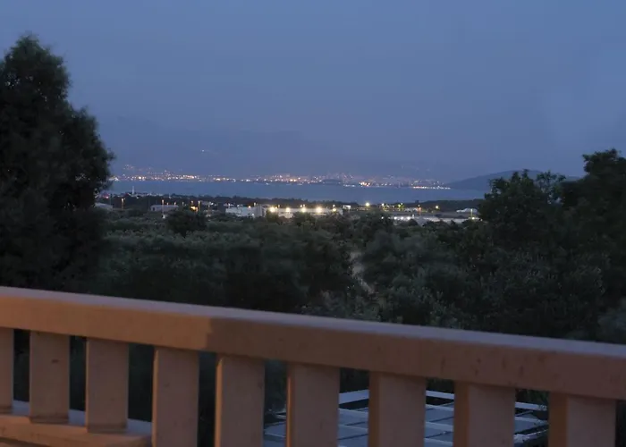 Stagnum Baba - Impressive Luxury With Heated Pool, Hot Tub, Playroom And Upscale House Design