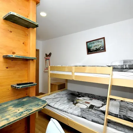 فيلة Stagnum Baba - Impressive Luxury With Heated Pool, Hot Tub, Playroom And Upscale House Design