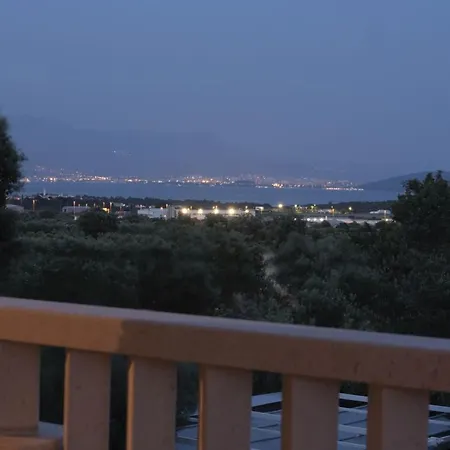 Stagnum Baba - Impressive Luxury With Heated Pool, Hot Tub, Playroom And Upscale House Design