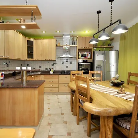 Stagnum Baba - Impressive Luxury With Heated Pool, Hot Tub, Playroom And Upscale House Design