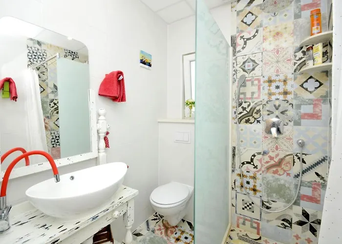 Stagnum Baba - Impressive Luxury With Heated Pool, Hot Tub, Playroom And Upscale House Design Villa Trogir